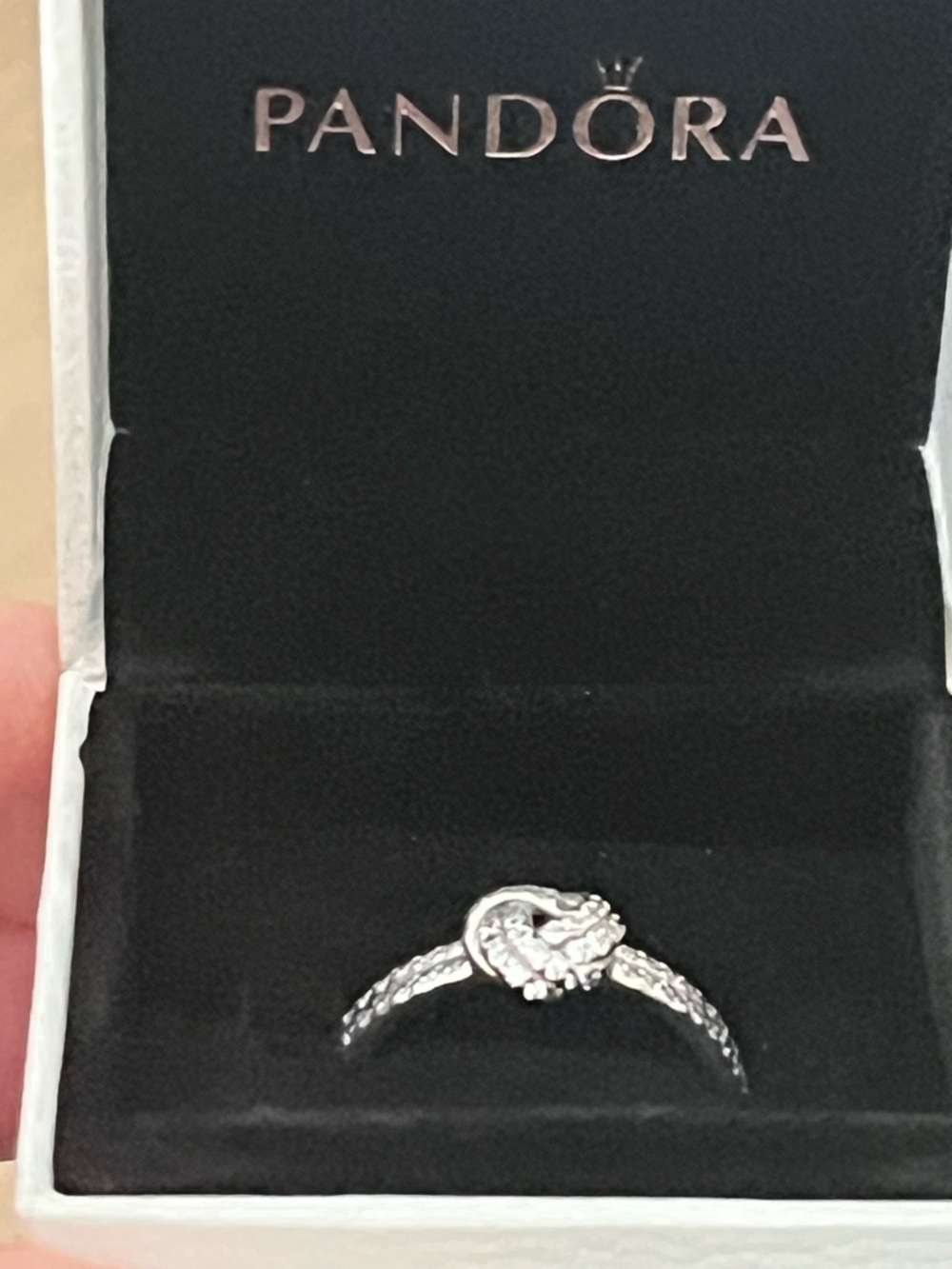 New In Box Pandora Sterling Silver Sparkling Love Knot Ring Size 9